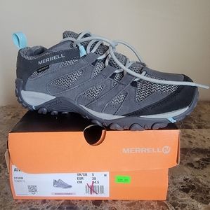 LKNW Merrell Alverstone Low Hiking Shoe Size 7.5